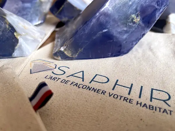 Cadeau client savon en forme de saphir